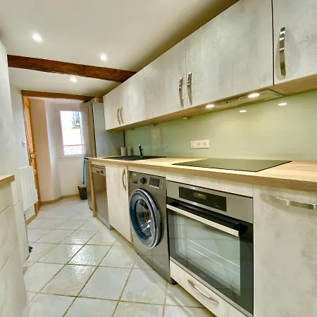 Le Brea Apartment *