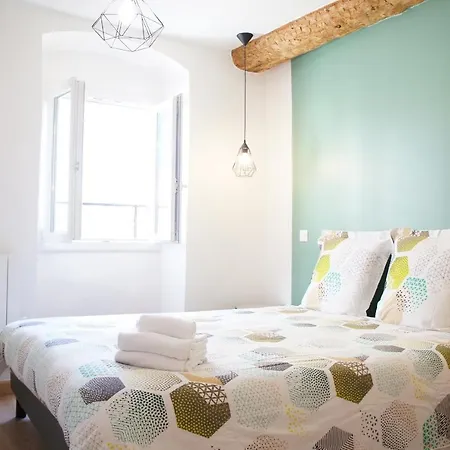Le Brea Apartment